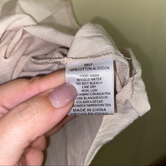 🦬LISTICLE cream colored tie back tank top size M - Picture 3 of 4